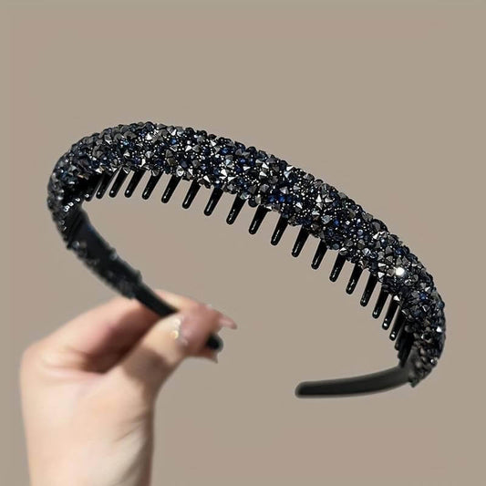 Elegant shiny rhinestone headband with teeth, made of plastic, perfect for cute hairstyles.