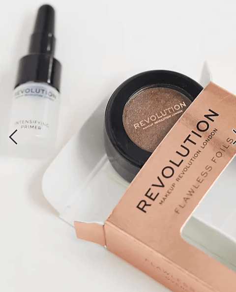 Revolution Eyeshadow Flawless Foils with Intensifying Primer, showcasing high-shine cream-to-powder shadow.
