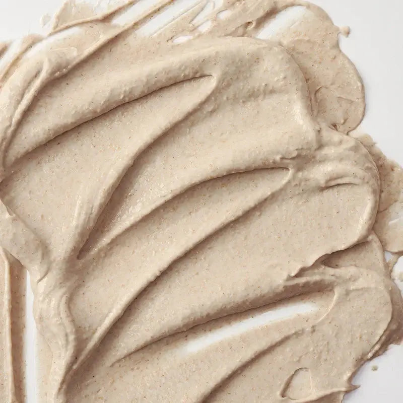 Creamy texture of Beauty Of Joseon Ground Rice & Honey Glow Mask, showcasing its natural ingredients for skin hydration.