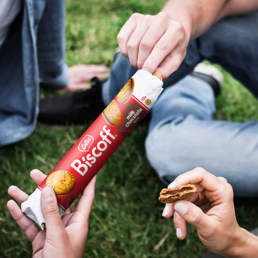Lotus Biscoff Sandwich 110g - Chocolate