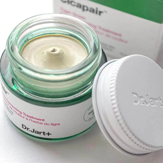 Dr. Jart+ Cicapair Tiger Grass Colour Correcting Treatment jar showing green-to-beige cream for skin tone evening.