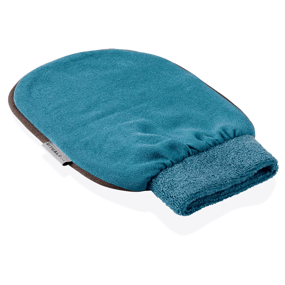 RITUALS Hammam Kessa Exfoliating Glove in teal for smooth, silky skin and improved circulation.