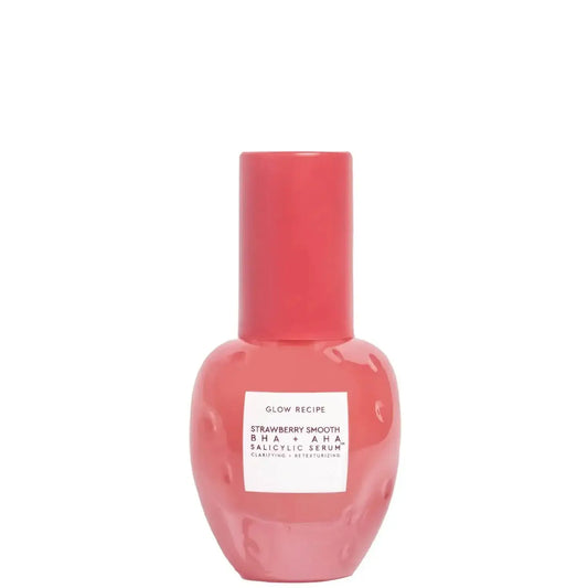 Glow Recipe Strawberry Smooth BHA+AHA Salicylic Serum 30ml in a strawberry-shaped bottle for clear, hydrated skin.