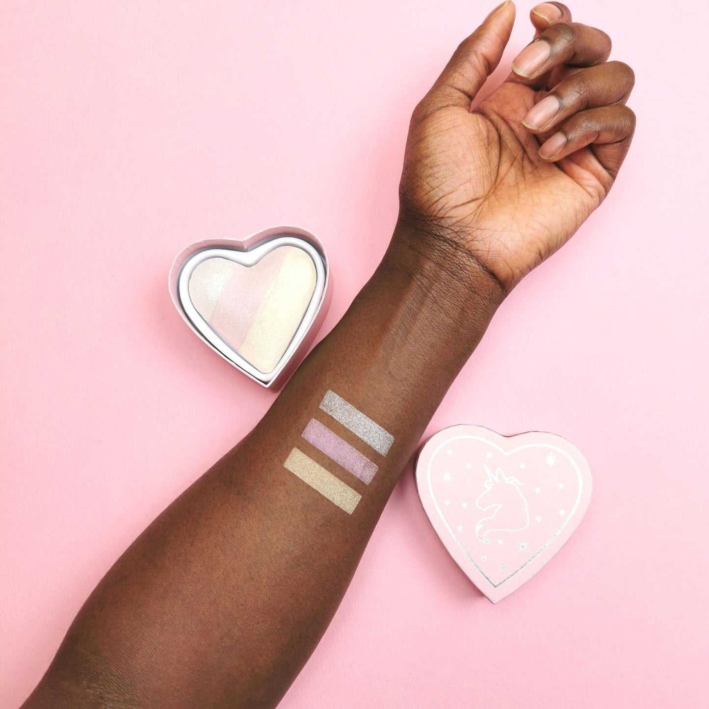 I Heart Revolution Unicorn Heart Glow Heart Highlighter The Good Vibes