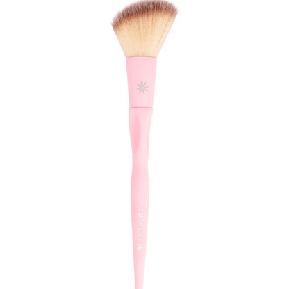 Brushworks HD Contour Brush featuring soft synthetic bristles for sculpting cheekbones and defining facial contours.