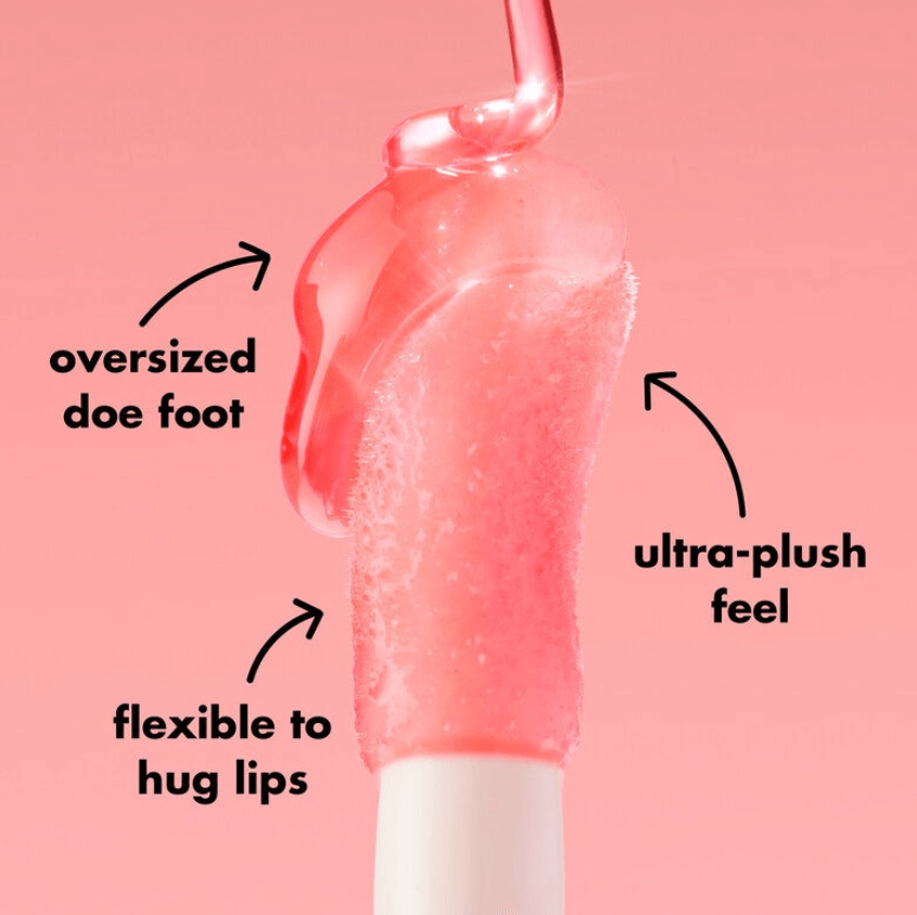 e.l.f Glow Reviver Lip Oil with oversized doe foot applicator for an ultra-plush and flexible lip-hugging feel.