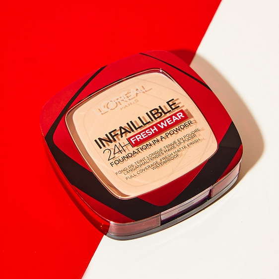 L'Oreal Infallible makeup compact on a red and white background