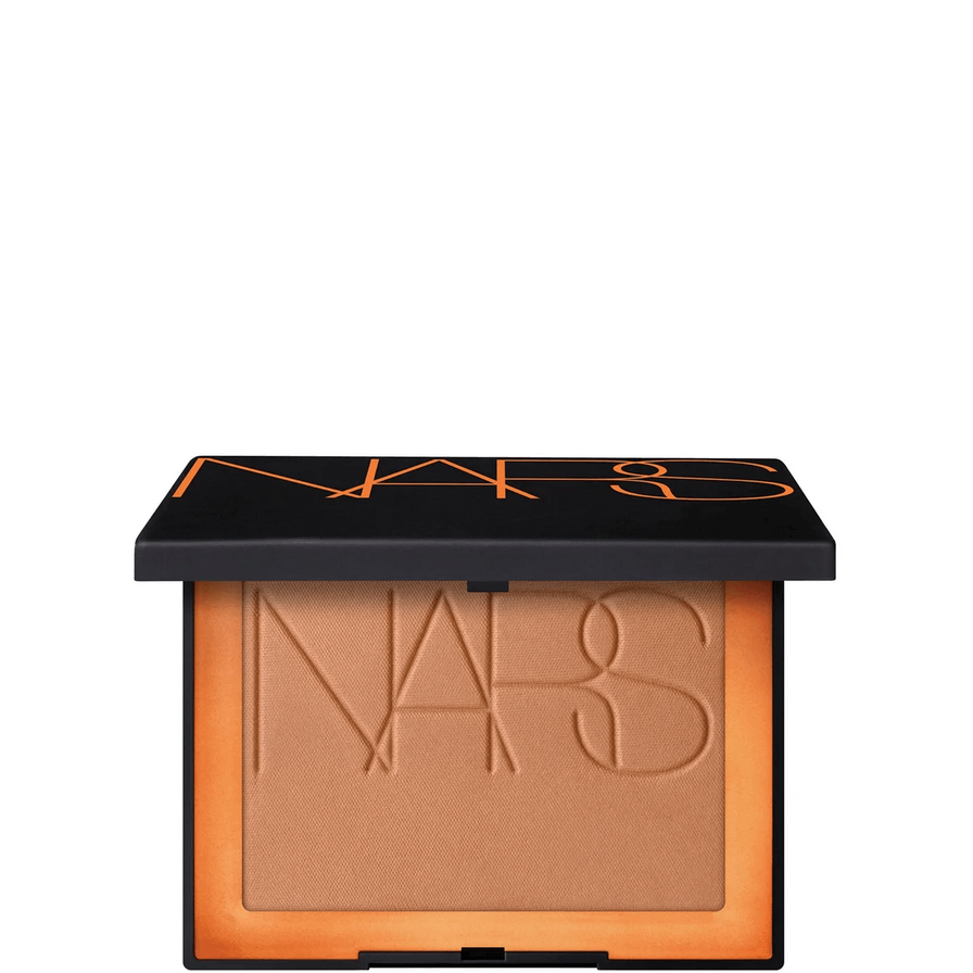 NARS Laguna Bronzing Powder 8g packaging with natural matte finish for a sun-kissed glow.