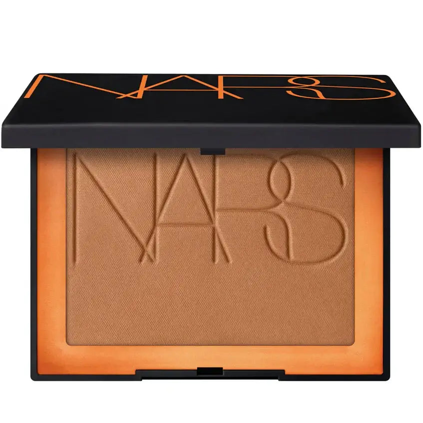 NARS Laguna Bronzing Powder 8g packaging with a luminous matte finish for a sun-kissed glow.