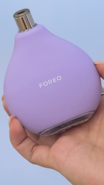 FOREO KIWI™ Derma Diamond Microdermabrasion & Pore Vacuum Device