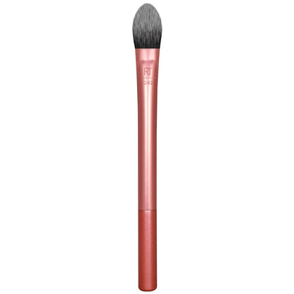 Real Techniques Brightening Concealer Brush with soft synthetic bristles for flawless under-eye coverage.