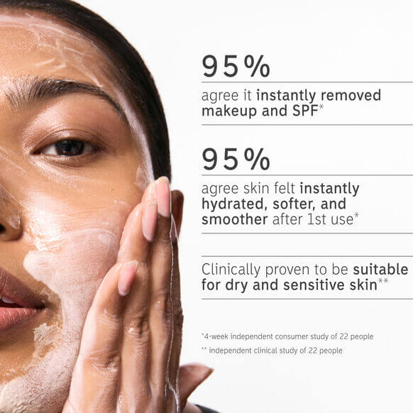 Infographic showing 95% satisfaction on makeup removal and hydration effectiveness of The INKEY List Oat Cleansing Balm.